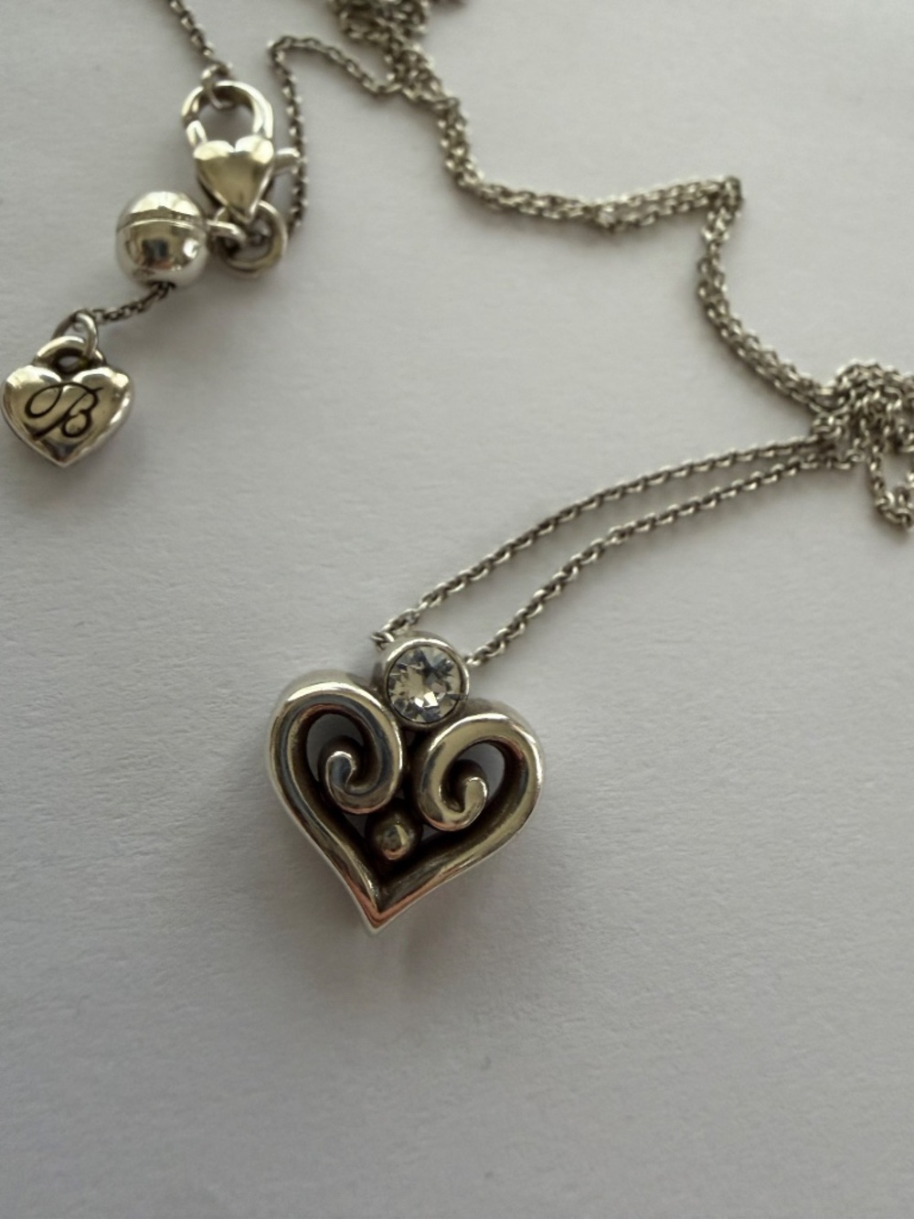 Brighton gift set: Heritage heart bracelet, Alcazar heart necklace, & bag NWT - Picture 5 of 5